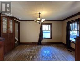 15 ST ANNE S PLACE - 7