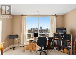 1106 - 250 PALL MALL STREET - 28