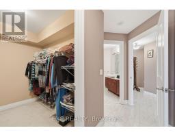 1106 - 250 PALL MALL STREET - 36