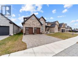 222 BOARDWALK WAY - 3