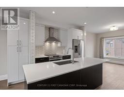 2 - 555 SUNNINGDALE ROAD E - 13