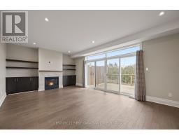 2 - 555 SUNNINGDALE ROAD E - 17