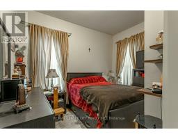 203 RECTORY STREET - 10