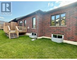 35 - 1080 UPPERPOINT AVENUE - 33