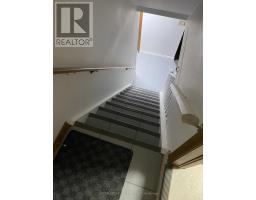 31 MEADOWVIEW ROAD - 33