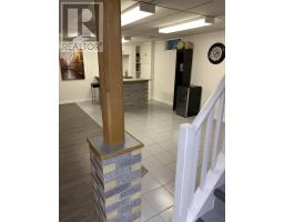 31 MEADOWVIEW ROAD - 34