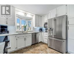 20 DIEPPE DRIVE - 14