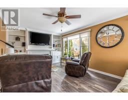 20 DIEPPE DRIVE - 17