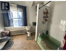 758 WILLIAM STREET - 26