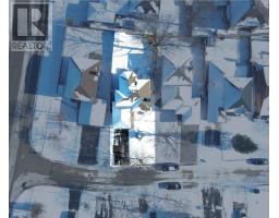 143 GOLFVIEW ROAD - 3