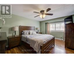 6 - 35 WATERMAN AVENUE - 20