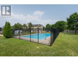 211 - 727 DEVERON CRESCENT - 23