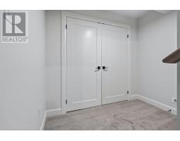 31 - 2700 BUROAK DRIVE - 22