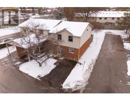 82 - 1330 JALNA BOULEVARD - 1