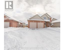 914 COLLINS DRIVE N - 2