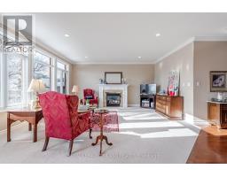 914 COLLINS DRIVE N - 8