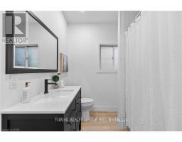 888 QUEENS AVENUE - 21