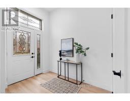 888 QUEENS AVENUE - 4