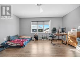 1999 MADDEX WAY - 32