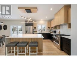 50 ROYAL CRESCENT - 12