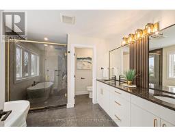 50 ROYAL CRESCENT - 23