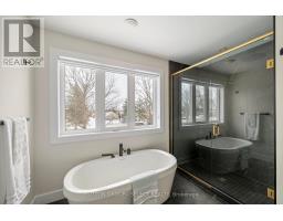 50 ROYAL CRESCENT - 24