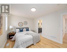 50 ROYAL CRESCENT - 31