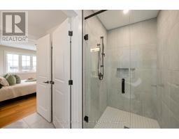 50 ROYAL CRESCENT - 33