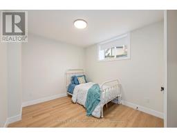 50 ROYAL CRESCENT - 41