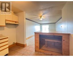 906 - 858 COMMISSIONERS ROAD E - 10