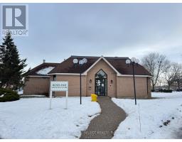 906 - 858 COMMISSIONERS ROAD E - 2