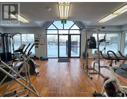 906 - 858 COMMISSIONERS ROAD E - 4