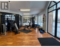 906 - 858 COMMISSIONERS ROAD E - 6