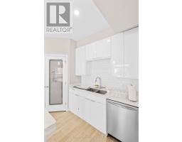 56 - 811 SARNIA ROAD - 13