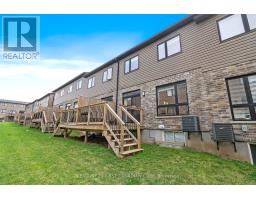 56 - 811 SARNIA ROAD - 32