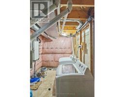 56 - 811 SARNIA ROAD - 34