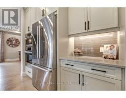 192 FOXBOROUGH PLACE - 15