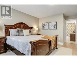 192 FOXBOROUGH PLACE - 24