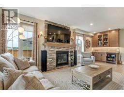 192 FOXBOROUGH PLACE - 8