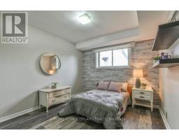 41 FOX MILL COURT - 32