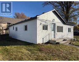 279 SYDENHAM STREET E - 4