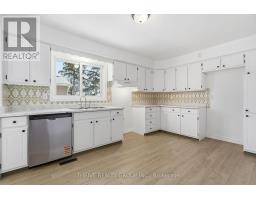 64 JENA CRESCENT - 17