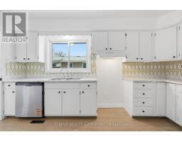 64 JENA CRESCENT - 18