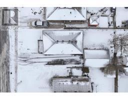 64 JENA CRESCENT - 45