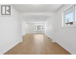 64 JENA CRESCENT - 8