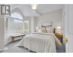 12 - 800 COMMISSIONERS ROAD W - 23