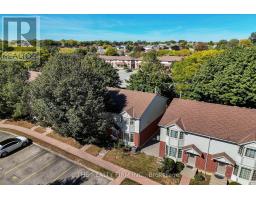 25 - 70 CHAPMAN COURT - 46