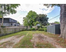 12 CAVENDISH CRESCENT - 33