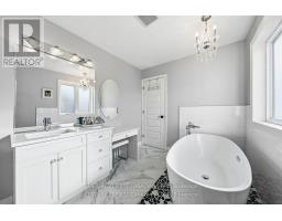 191 GILMOUR DRIVE - 23