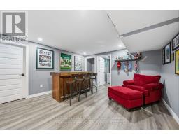 191 GILMOUR DRIVE - 30